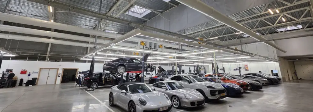 Installation CVC de l'atelier Porsche Center Louvain-la-Neuve